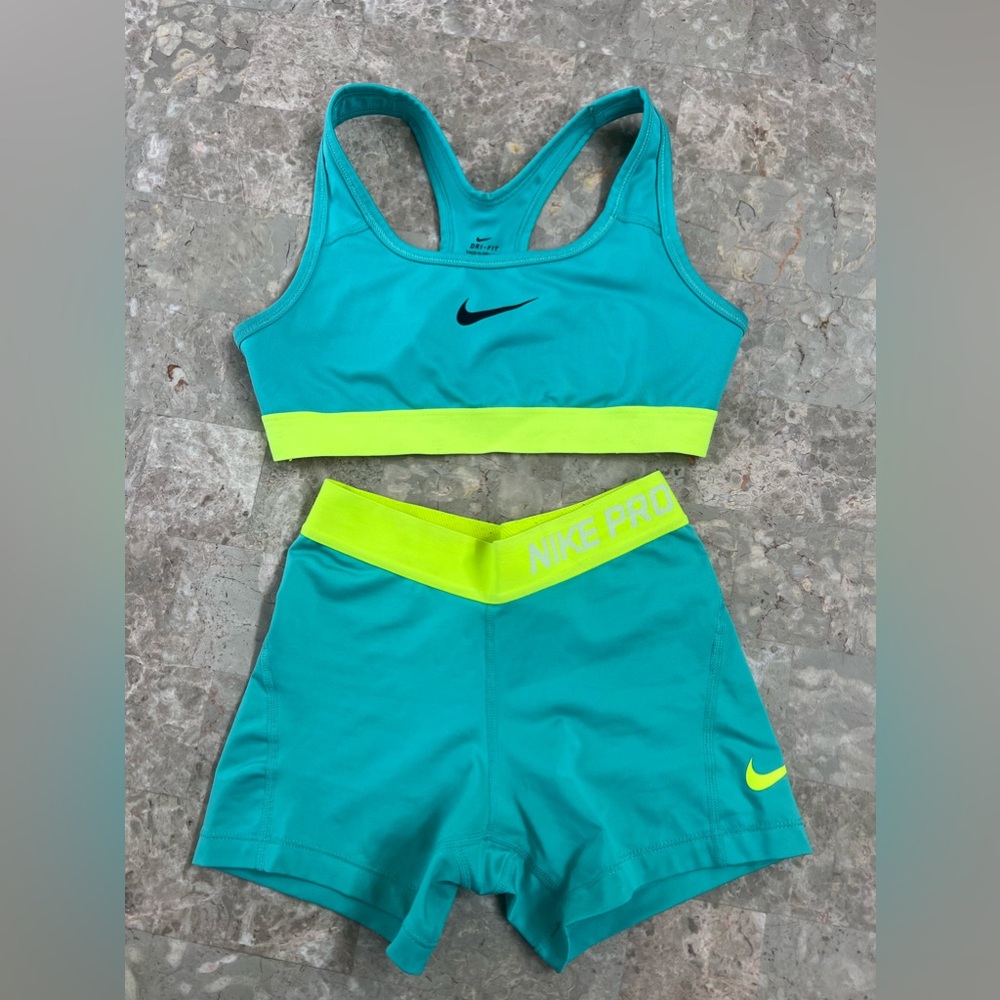 Youth Nike Pro Dryfit workout set.